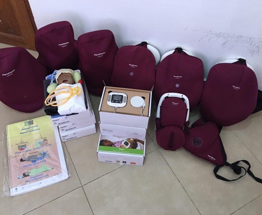 Mama-Birthiue-Equip-from-DFAT-and-June-Carnarvon-Grants